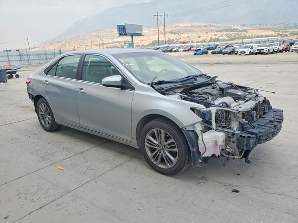 2015 TOYOTA CAMRY
