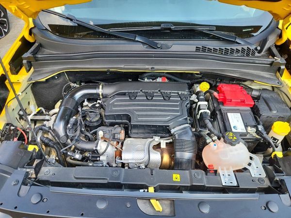 2023 JEEP RENEGADE LATITUDE 4X4