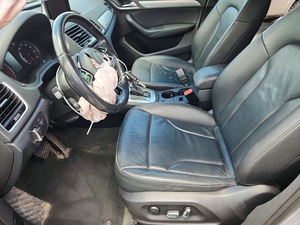 2016 AUDI Q3 quattro Premium Plus
