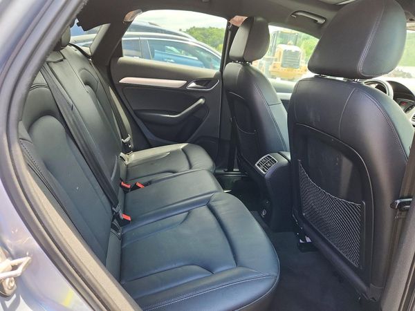 2016 AUDI Q3 quattro Premium Plus