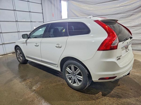 2017 VOLVO XC60 Inscription