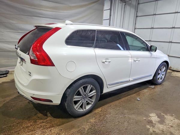 2017 VOLVO XC60 Inscription