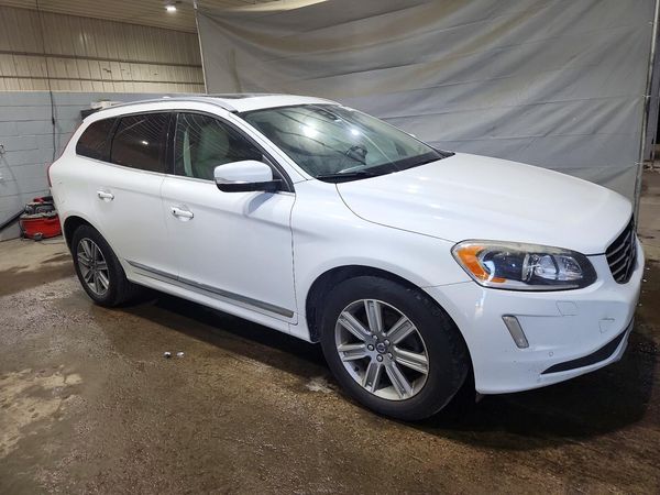 2017 VOLVO XC60 Inscription