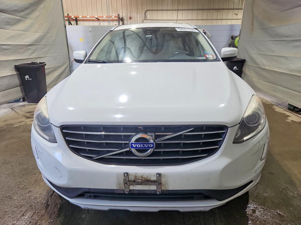 2017 VOLVO XC60 Inscription