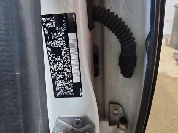 2017 VOLVO XC60 Inscription