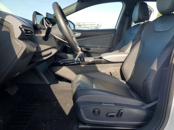 2023 VOLKSWAGEN ID.4 Pro S Plus