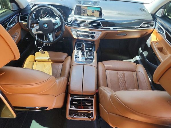 2019 BMW M760 xDrive