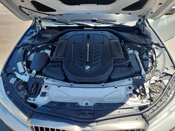 2019 BMW M760 xDrive