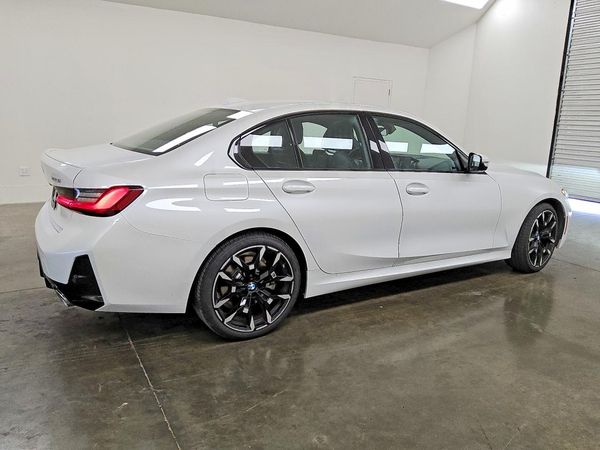 2026 BMW 330XI xDrive