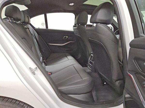 2026 BMW 330XI xDrive