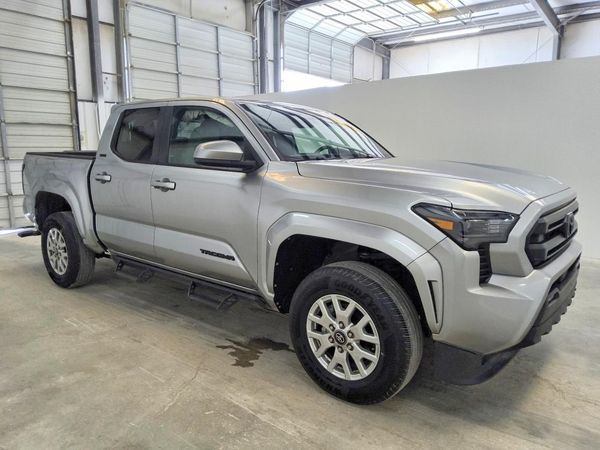 2025 TOYOTA TACOMA