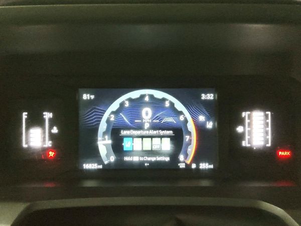2025 TOYOTA TACOMA