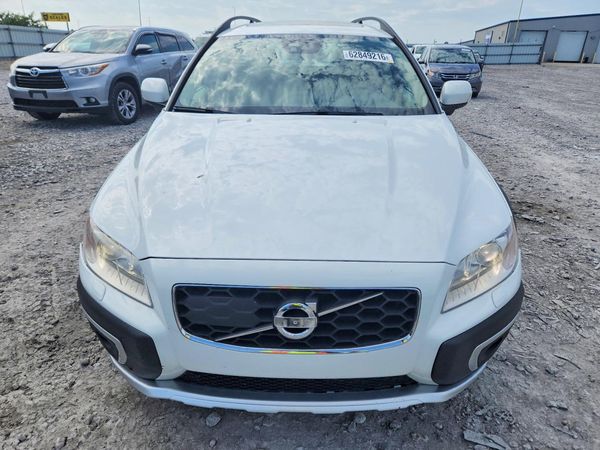 2014 VOLVO XC70