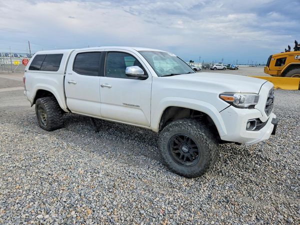 2017 TOYOTA TACOMA Limited