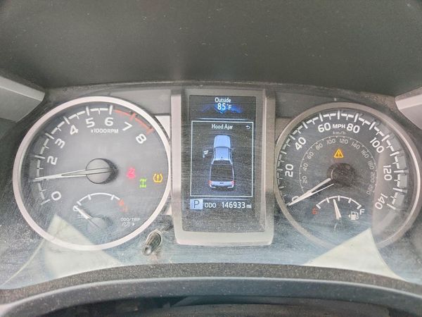 2017 TOYOTA TACOMA Limited