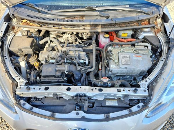 2016 TOYOTA PRIUS