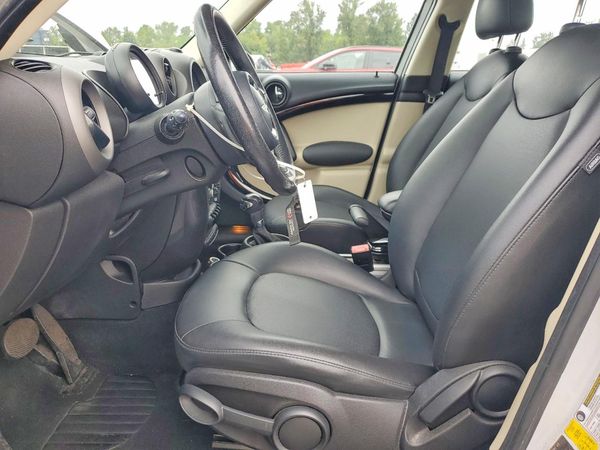 2012 MINI COOPER