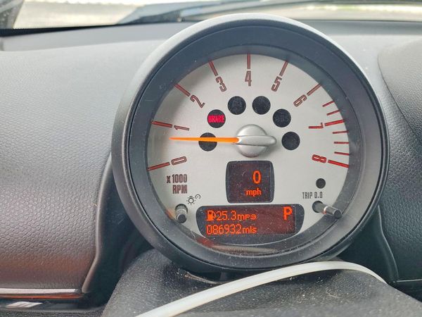 2012 MINI COOPER