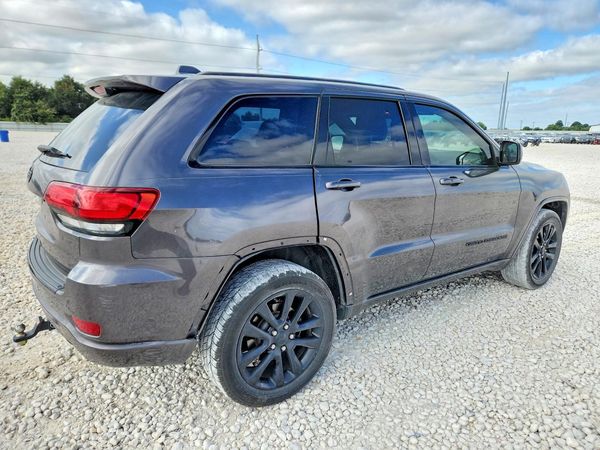 2018 JEEP GRAND CHEROKEE LAREDO 4X2