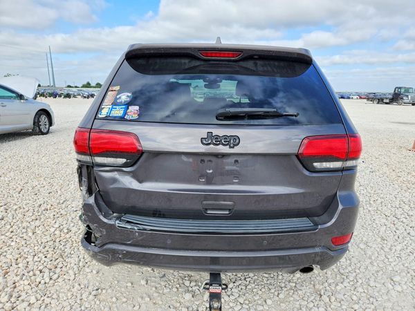 2018 JEEP GRAND CHEROKEE LAREDO 4X2