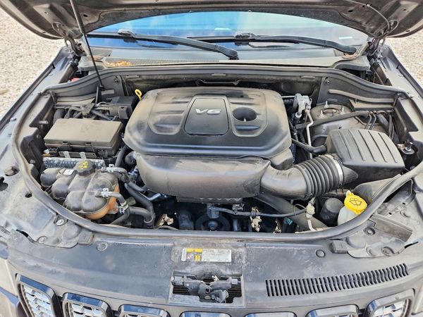 2018 JEEP GRAND CHEROKEE LAREDO 4X2