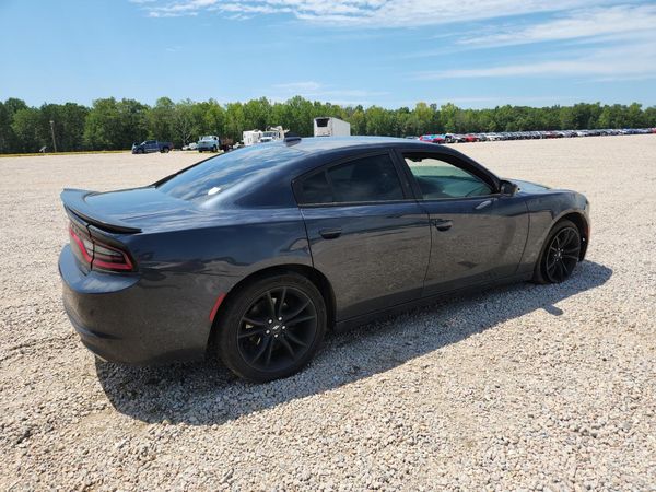 2018 DODGE CHARGER SXT Plus