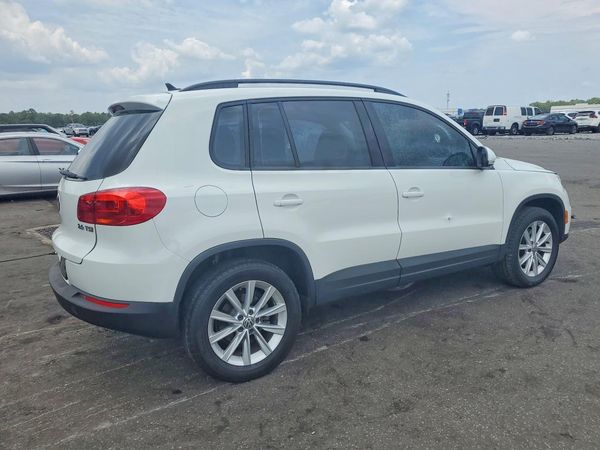 2017 VOLKSWAGEN TIGUAN S, Limited