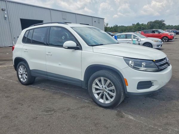 2017 VOLKSWAGEN TIGUAN S, Limited