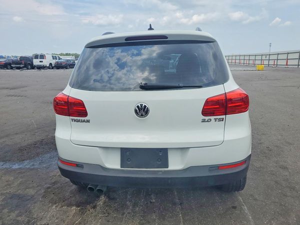 2017 VOLKSWAGEN TIGUAN S, Limited