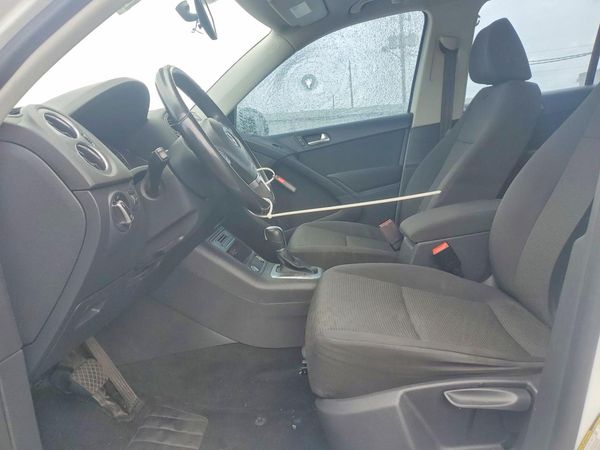 2017 VOLKSWAGEN TIGUAN S, Limited