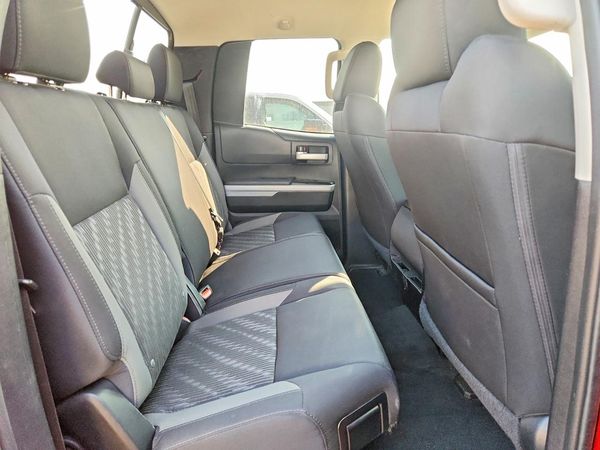 2018 TOYOTA TUNDRA SR/SR5