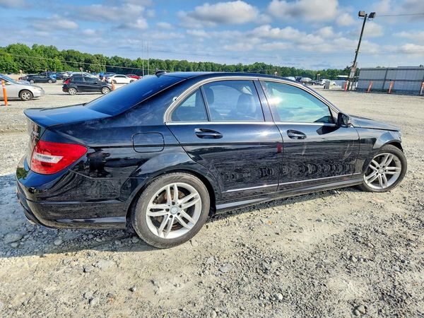 2013 MERCEDES-BENZ C C300