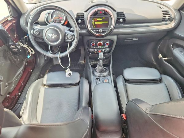 2017 MINI COOPER