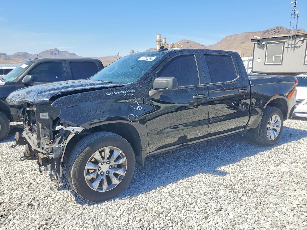 2022 CHEVROLET SILVERADO Custom