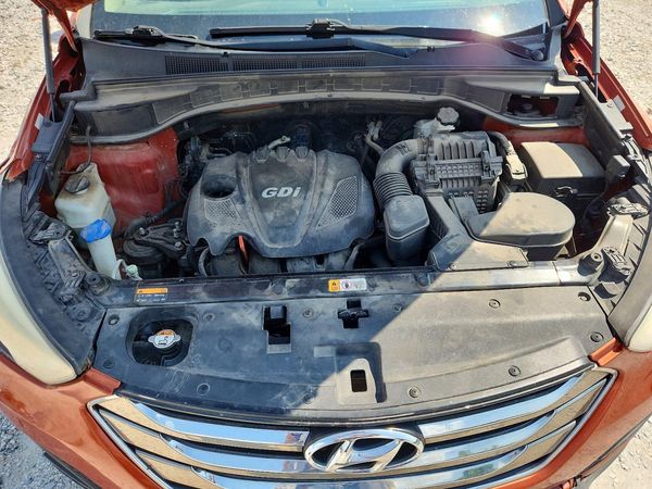 2015 HYUNDAI SANTA FE GL