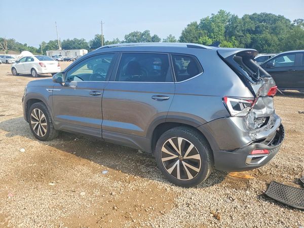 2022 VOLKSWAGEN TAOS