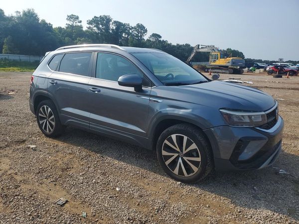 2022 VOLKSWAGEN TAOS