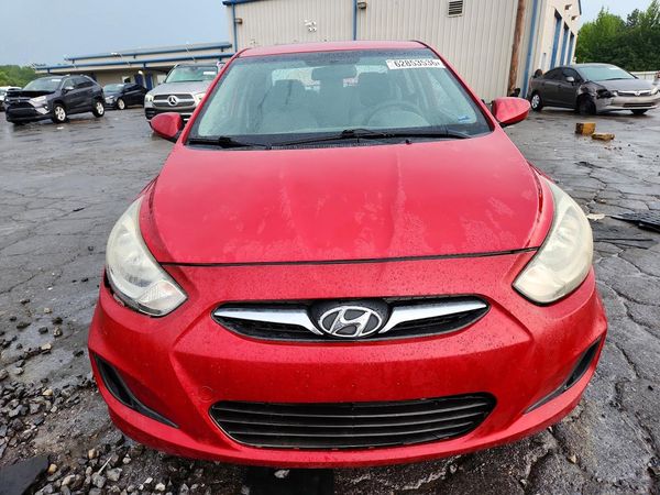 2013 HYUNDAI ACCENT