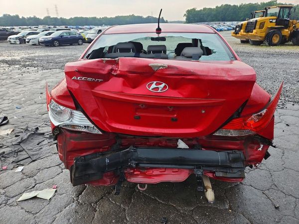 2013 HYUNDAI ACCENT