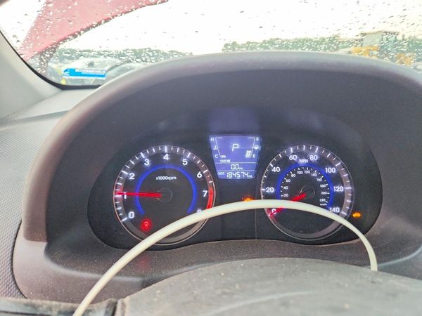 2013 HYUNDAI ACCENT