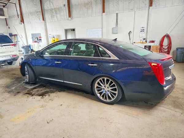2014 CADILLAC XTS Platinum