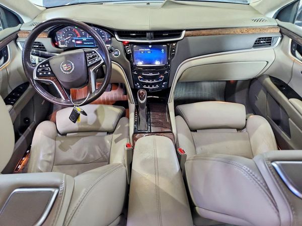 2014 CADILLAC XTS Platinum