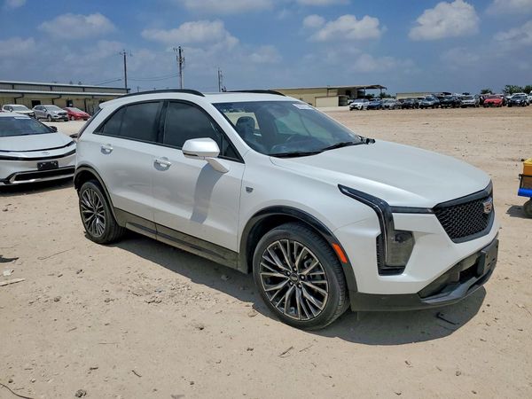 2024 CADILLAC XT4 Sport