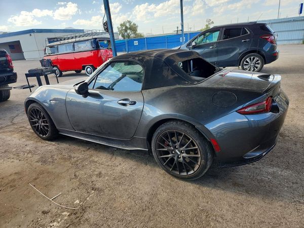 2016 MAZDA MX-5 MIATA Club/GS