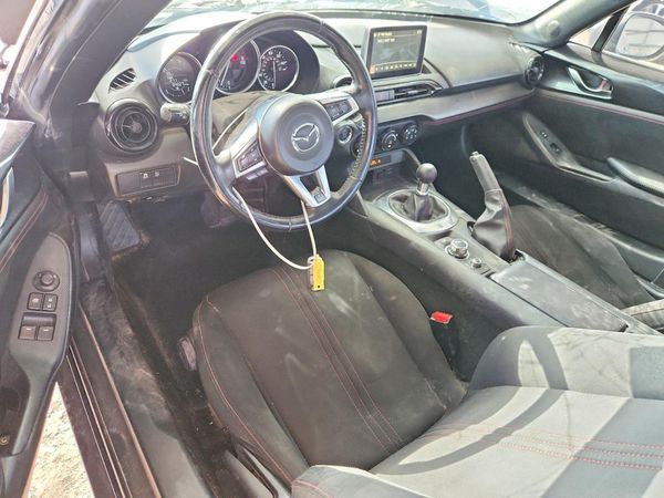 2016 MAZDA MX-5 MIATA Club/GS