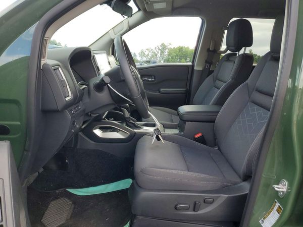 2025 NISSAN FRONTIER