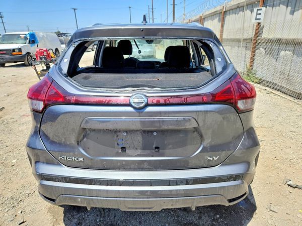 2021 NISSAN KICKS SV