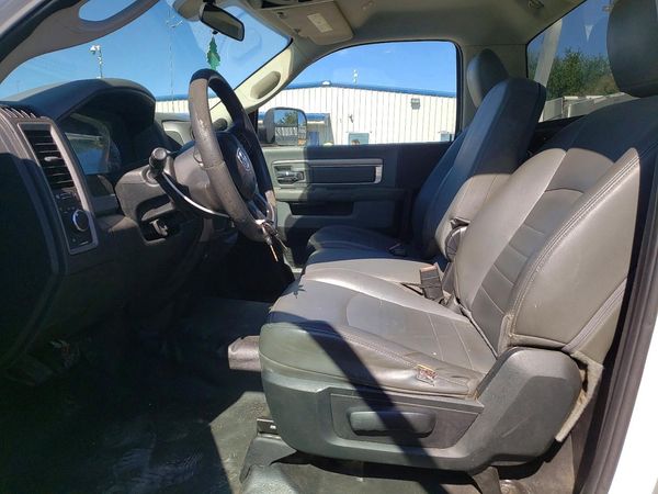 2018 RAM 2500 ST REG CAB