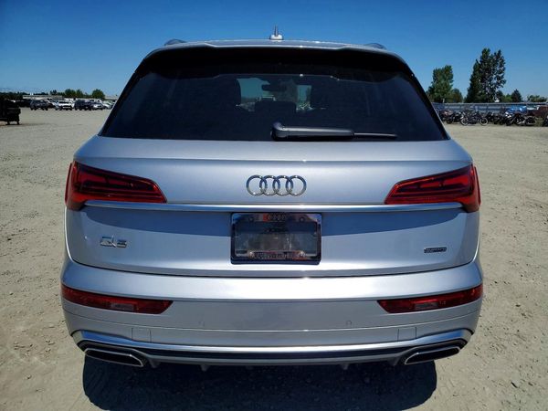 2021 AUDI Q5 E quattro Premium Plus