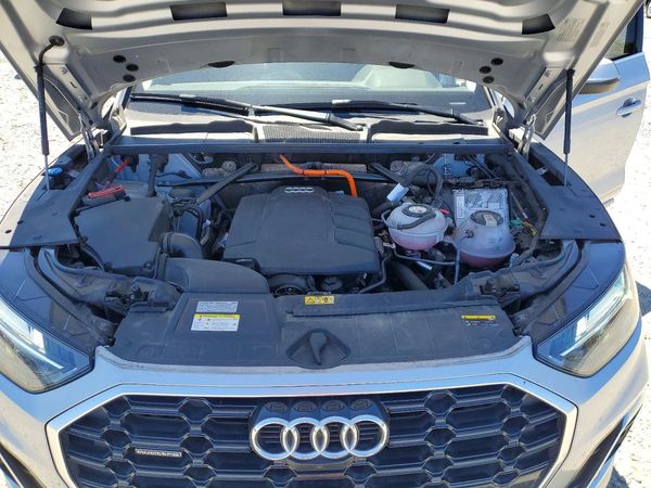 2021 AUDI Q5 E quattro Premium Plus